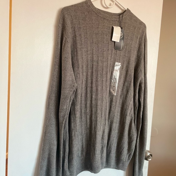 Weatherproof Soft Crewneck Sweater - Size M - Picture 2 of 14